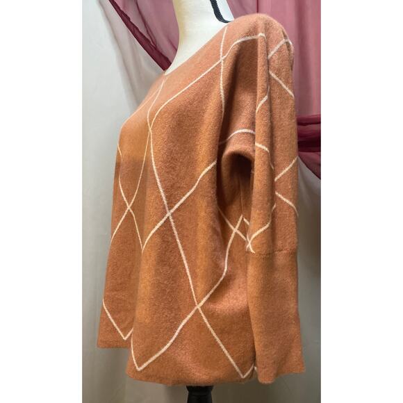 Garnet Hill Cashmere Cropped Sweater, size Medium - Picture 6 of 9